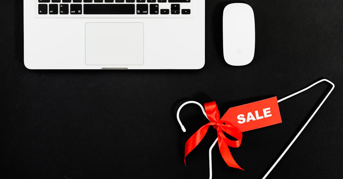 Building E-Commerce Platforms That Accelerate Online Sales